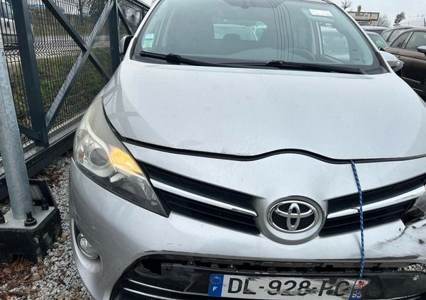 Toyota Verso cena 15500 przebieg: 109535, rok produkcji 2014 z Kalisz małe 172